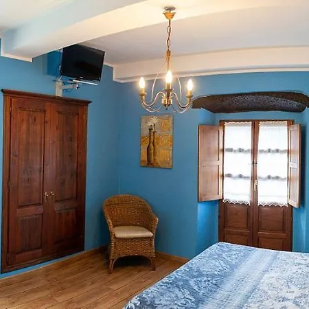 Casa Rural La Corrolada * Avin