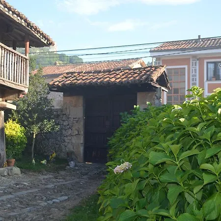 Casa Rural La Corrolada Avin