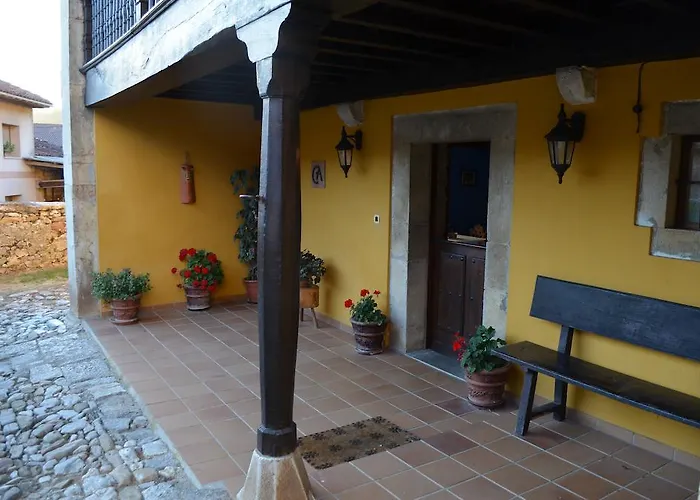 Casa rural La Corrolada Avín